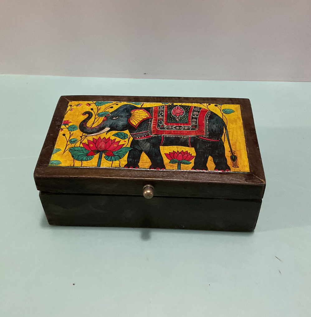 Hand-Painted Wooden Elephant Jewelry Box – Decorative Keepsake Box with Indian Art