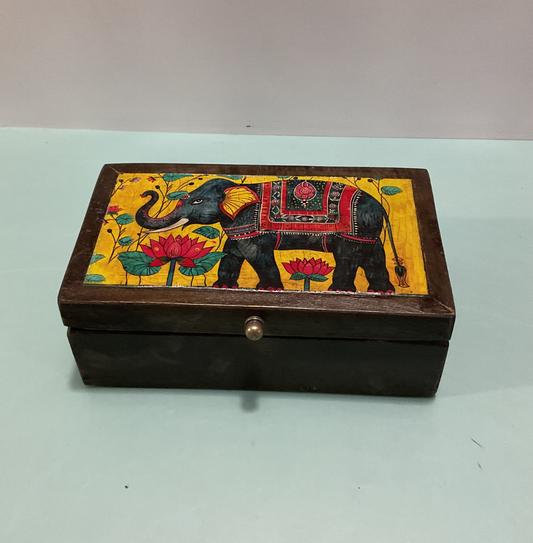 Hand-Painted Wooden Elephant Jewelry Box – Decorative Keepsake Box with Indian Art