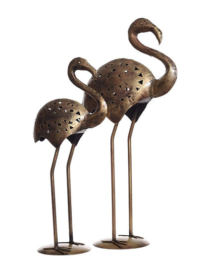 Antique Metal Flamingo Figurines – Elegant Garden & Home Décor Set (Set of 2)